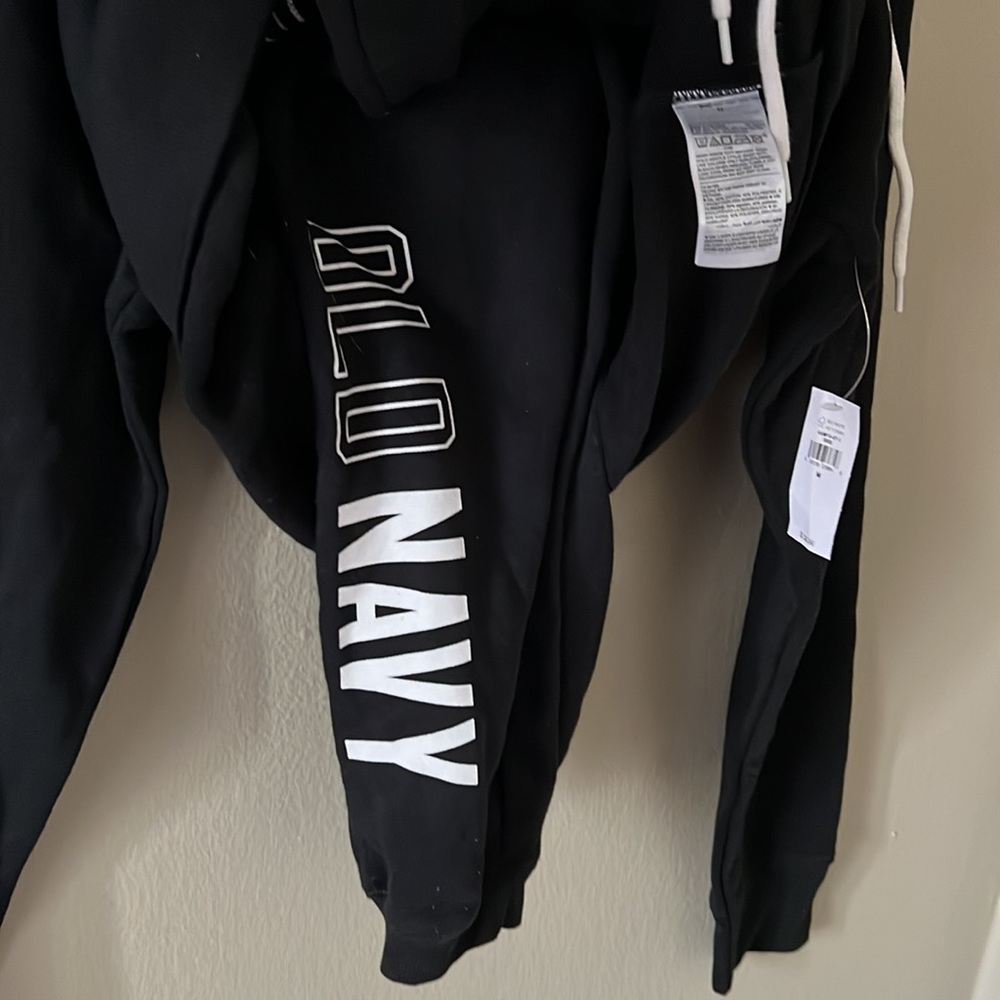 Old Navy Set - Picture 5 of 5